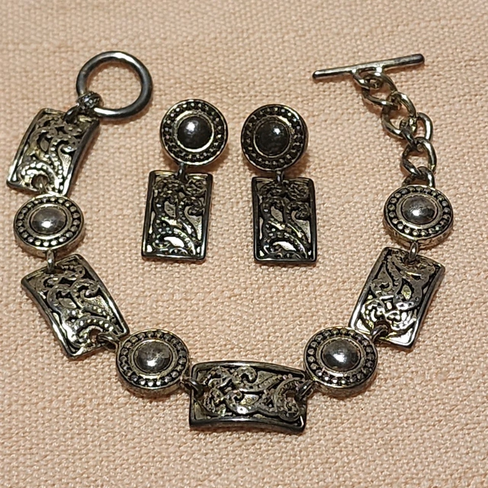 Vtg 1980's Premier Silvertone Bracelet Post Earring Set Filigree Design